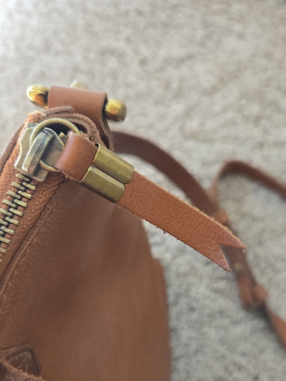 Madewell Small Transport Tote/Crossbody - Picture 9 of 16